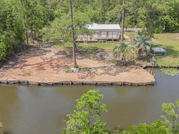 7387 Judge McCall Dr, Milton, FL 32583