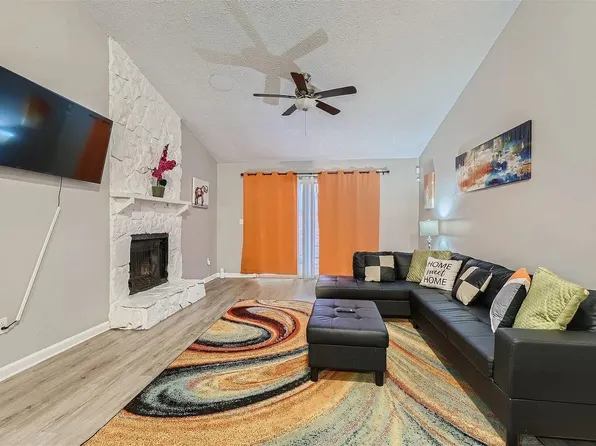 5420 Glen Haven Dr, Atlanta, GA 30349