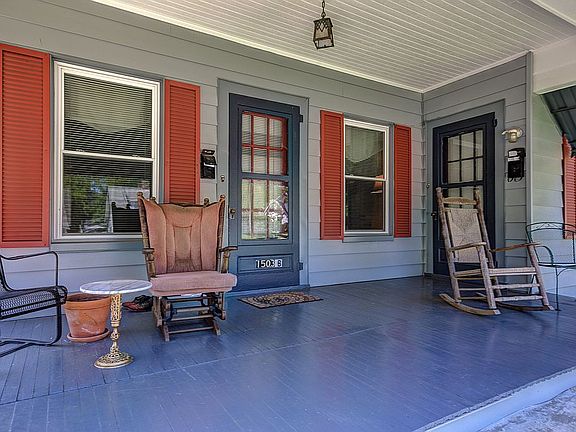 4th image of 1503 W Friendly Ave
