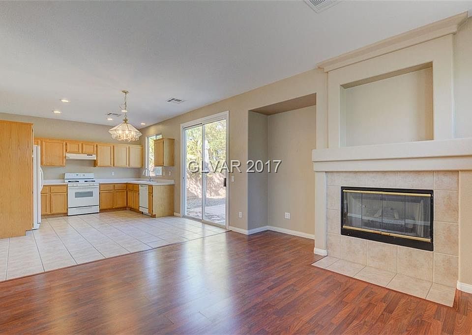 1st image of 2672 Spruce Creek Dr