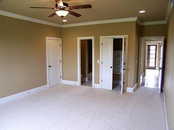 3rd image of 2234 Grey Cliff Dr