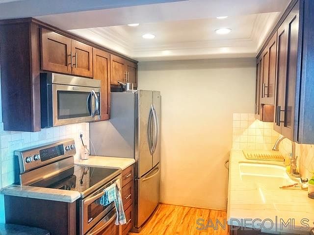 1st image of 1740 Roosevelt Ave