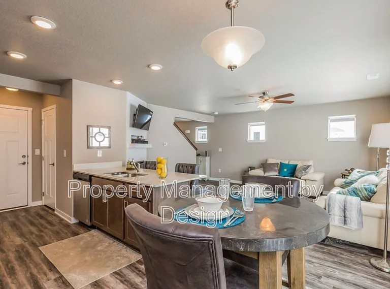 763 NE Macey Way — Photo 11