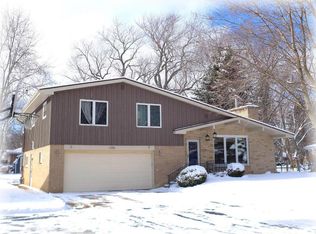 4328 Danbury Ln, Racine, WI 53403