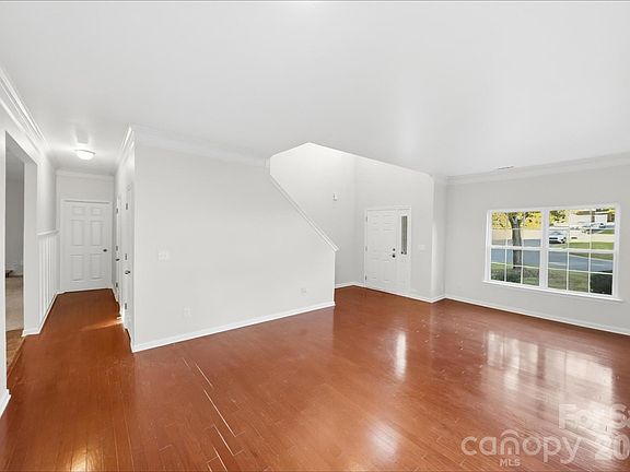 2nd image of 3041 Kilbeggan Dr