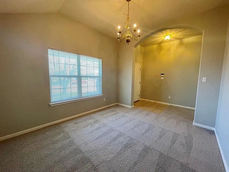 2305 Bakers Way — Photo 5