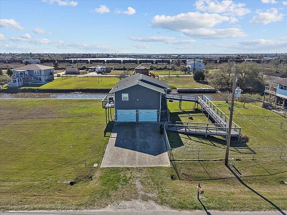 5th image of 6931 W Holiday St