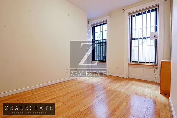 Rented by ZealEstate Group Inc | media 22