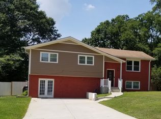 6491 Paula Ct, Rex, GA 30273
