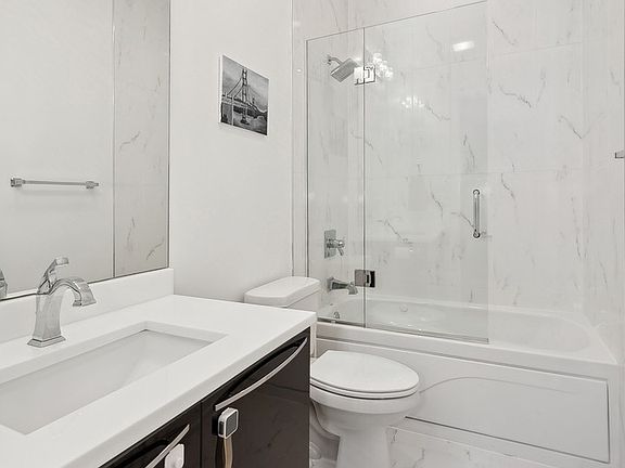3rd image of 1508 W Huron St #1W