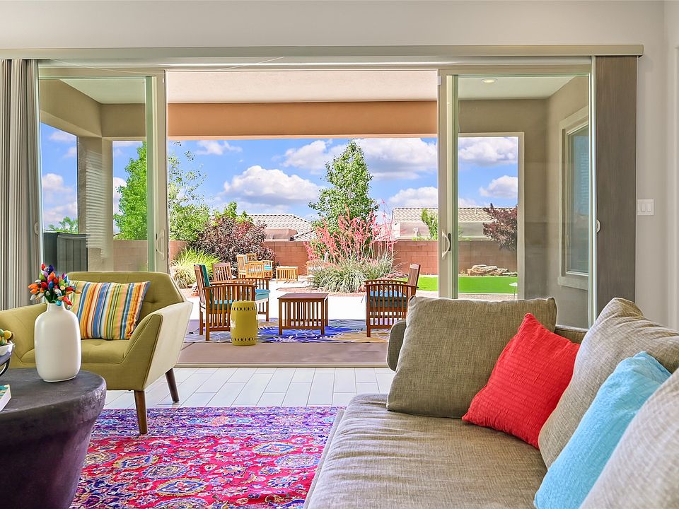 1st image of 4718 Lluvia Encantada