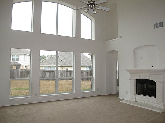 2nd image of 26014 Lavender Jade Ct