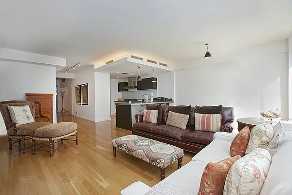 Rented by Brown Harris Stevens | media 13