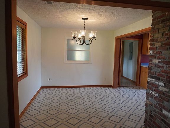 5th image of 23217 NE 92nd Ave