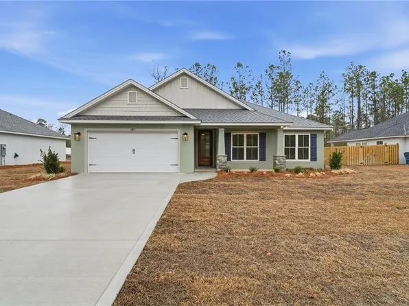 407 Country Walk Cir, Brunswick, GA 31525