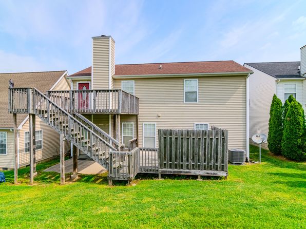 425 Village Dr, Frankfort, KY 40601