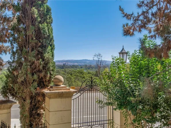 3270 Watermarke Pl, Irvine, CA 92612