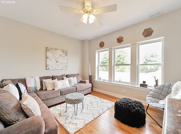4th image of 2034 N Humboldt Blvd APT 3W