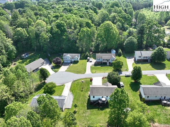 2314 Good Shepard Court, Lenoir, NC 28645