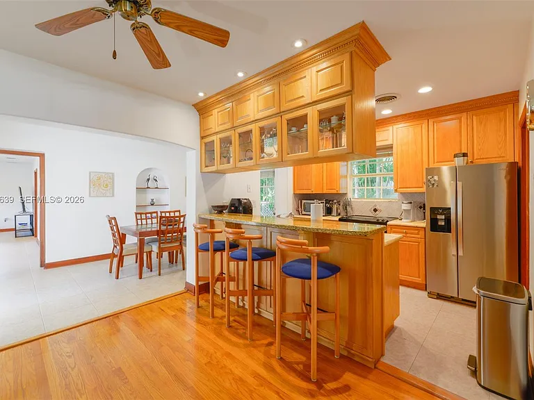 3031 SW 2nd Ave — Photo 9