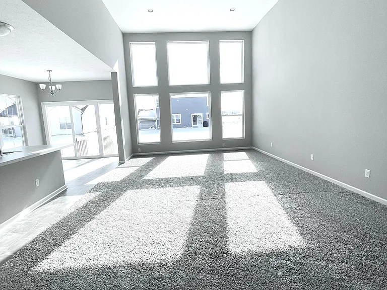 9083 Hawk Hill Way — Photo 10