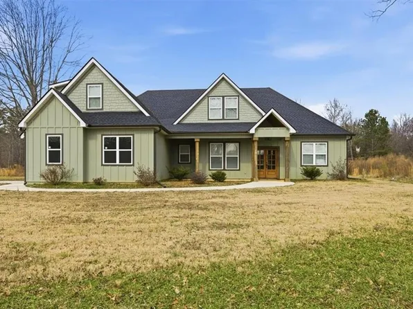 25 Adalee Rd, Carrollton, GA 30117
