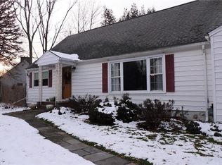 105 Fayette Cir, Fayetteville, NY 13066