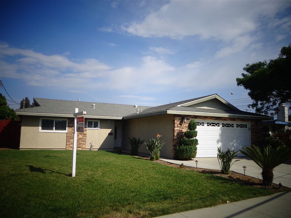 1st image of 3404 Hacienda Dr