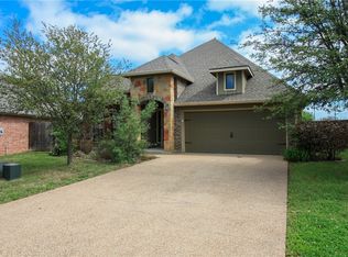1017 Windstone Dr, Woodway, TX 76712