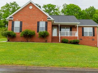 1730 Maplestone Ln, Knoxville, TN 37918