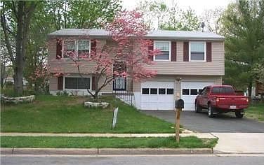 1st image of 7926 Fitzroy St