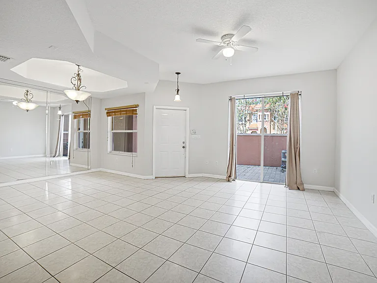 765 SW 107th Ave #2303 — Photo 12