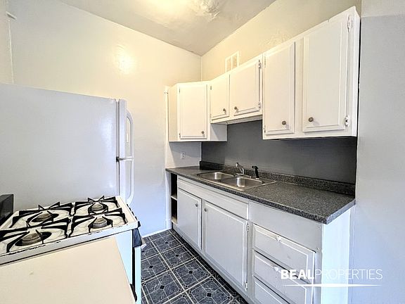 5th image of 2244 W Wilson Ave #2244103
