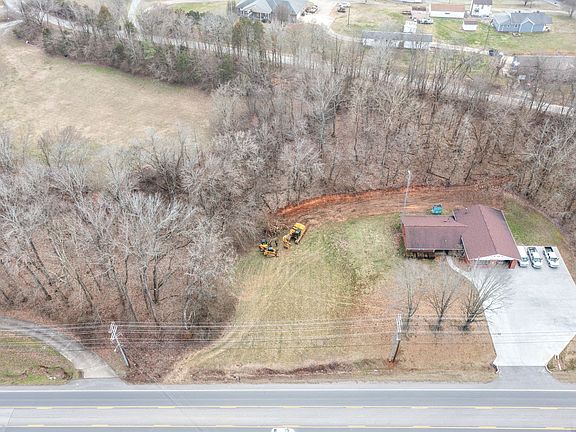 3rd image of 58A Ashland City Rd