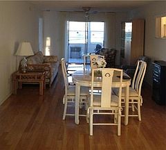 5th image of 300 Grove Isle Cir