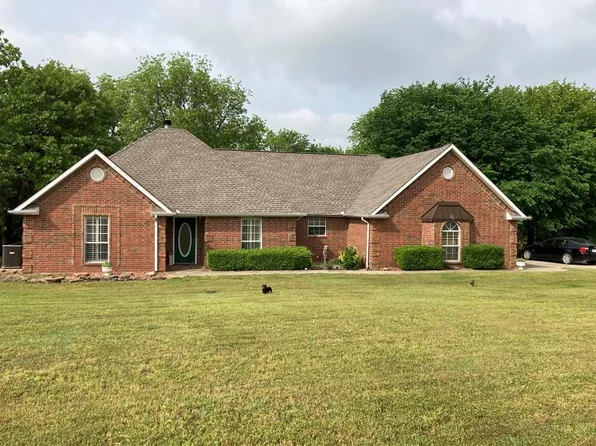 1102 Timbercreek Rd, Pauls Valley, OK 73075
