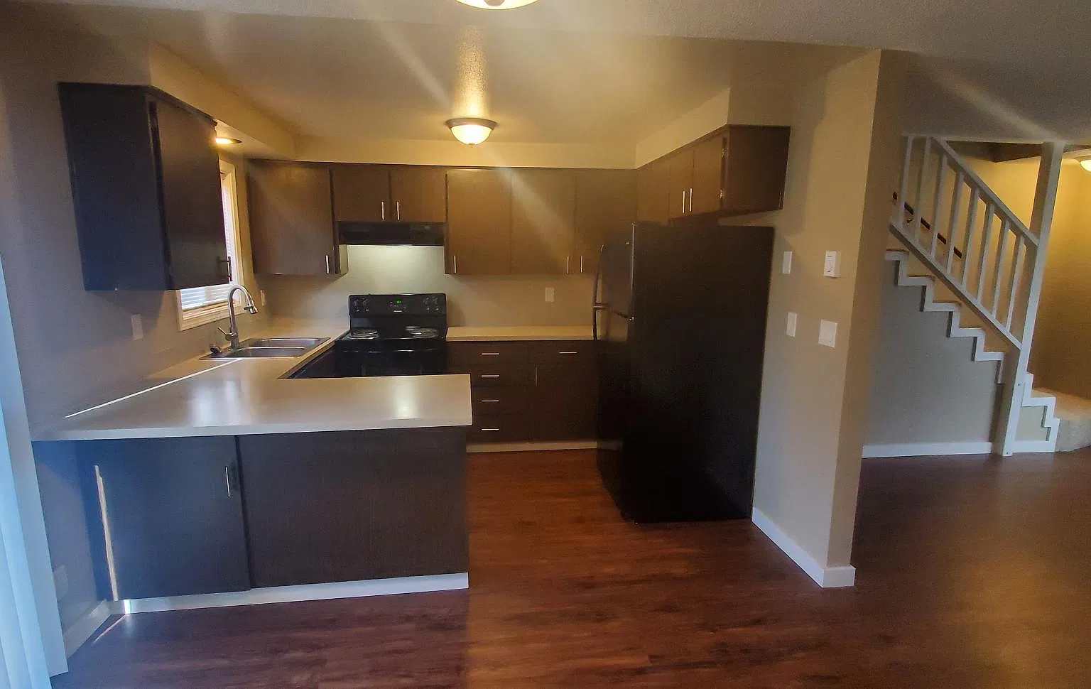 565 Mary Neal Ln — Photo 4