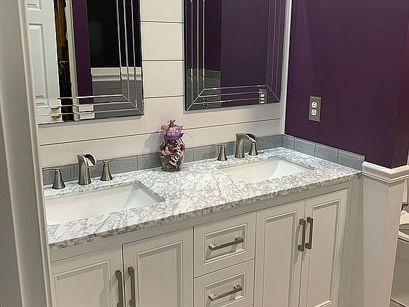 5th image of 7475 Edgehill Dr