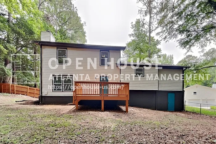 798 Brownlee Ln — Photo 18
