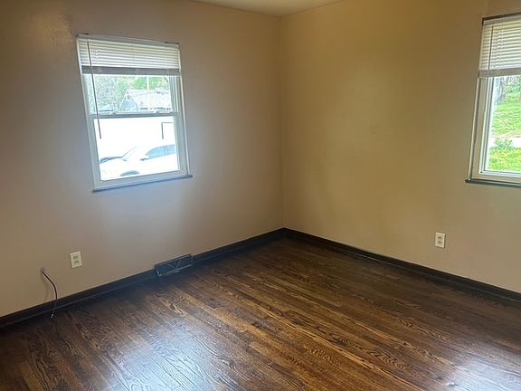 5th image of 3310 N 61st St