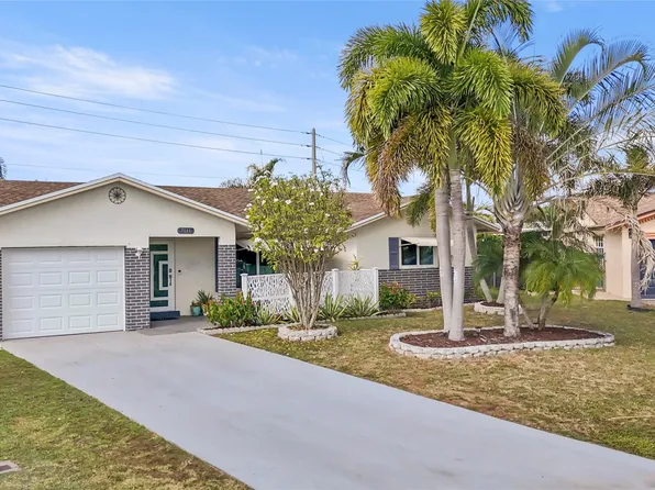 7013 NW 99th Way, Tamarac, FL 33321