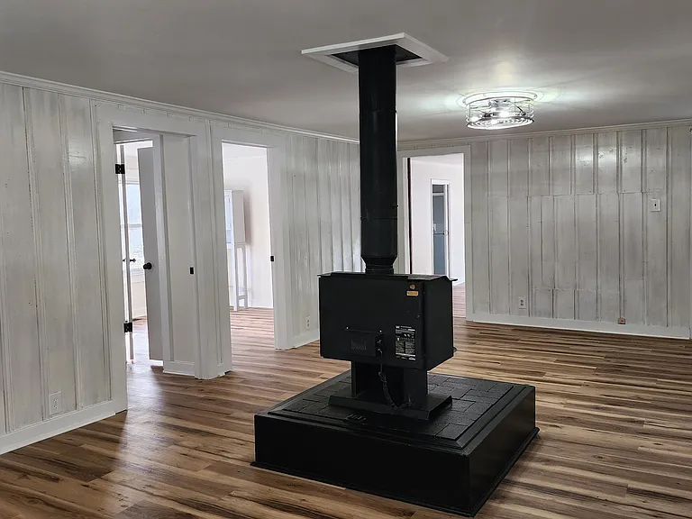 93 Deepwater Ave — Photo 7