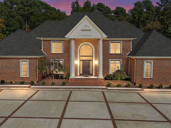 3rd image of 2008 Trammell Chase Dr