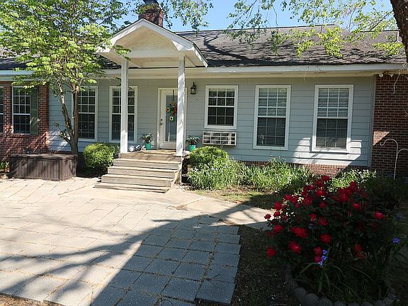 5th image of 110 Harvest Ln