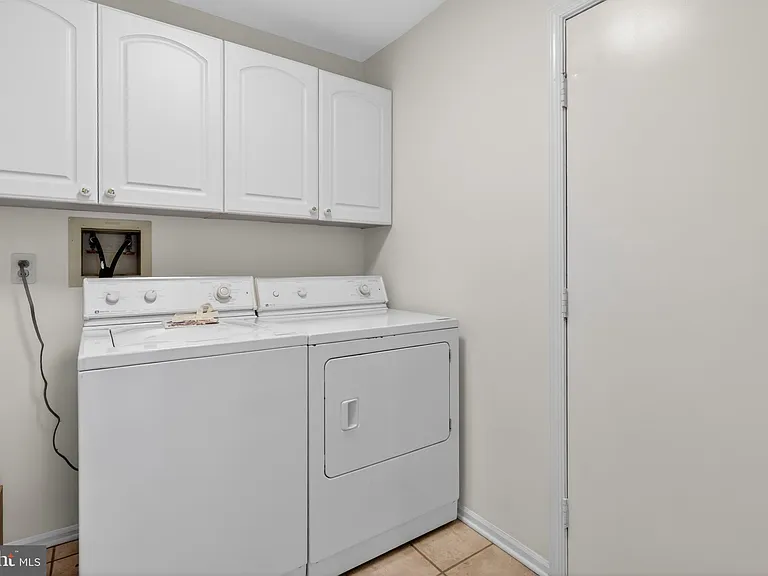 324 Tuvira Ln — Photo 12