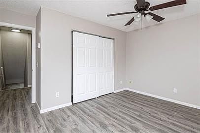4th image of 300-304 Sal Blvd #304A