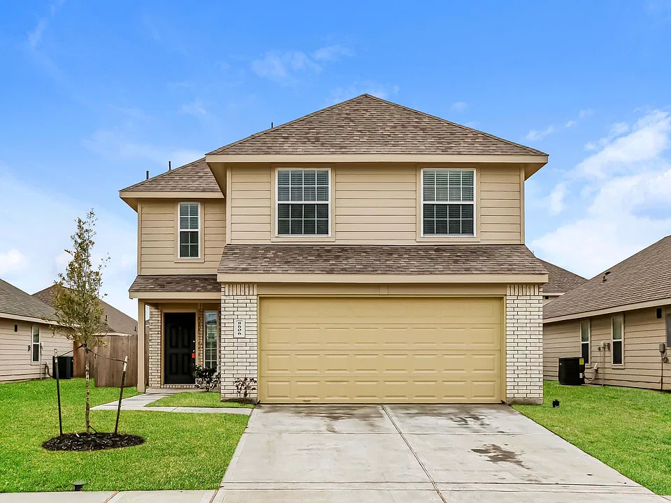 8606 Wilkins Oaks Dr