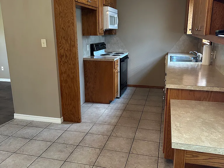 1312 Kim Cir — Photo 9