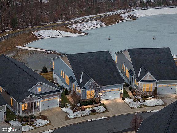 2nd image of 2705 Dragon Fly Way