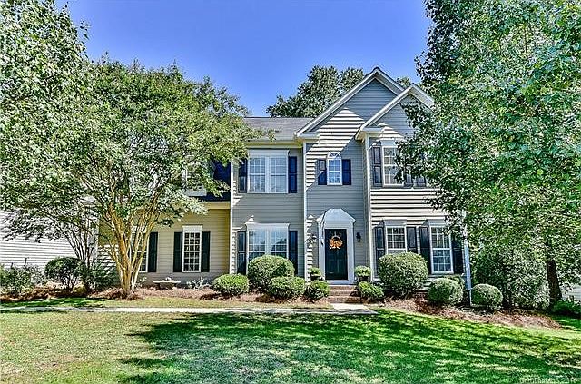 1st image of 9601 Mitchell Glen Dr